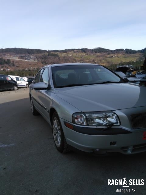 Volvo S80 1998-2006 (Type I) , Motorkode: B5204T4, Girkassekode: 