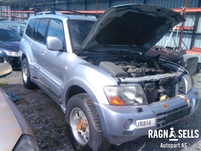 Mitsubishi Pajero 2000-2006 (Type III) , Motorkode: 4M410T6270, Girkassekode: MR593861