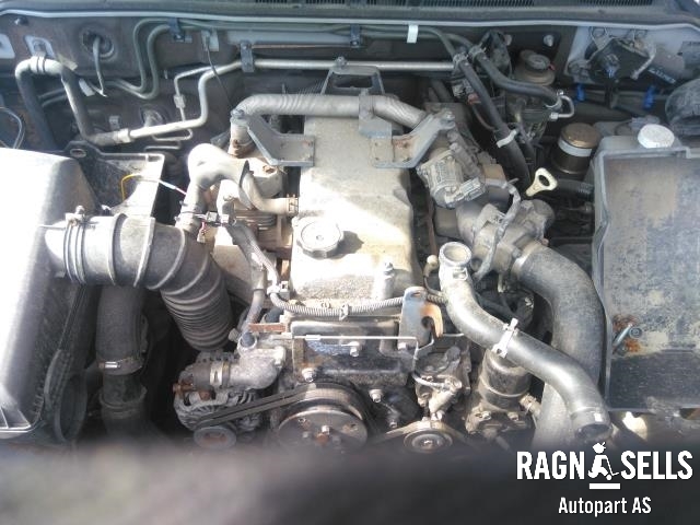 Mitsubishi Pajero 2000-2006 (Type III) , Motorkode: 4M410T6270, Girkassekode: MR593861