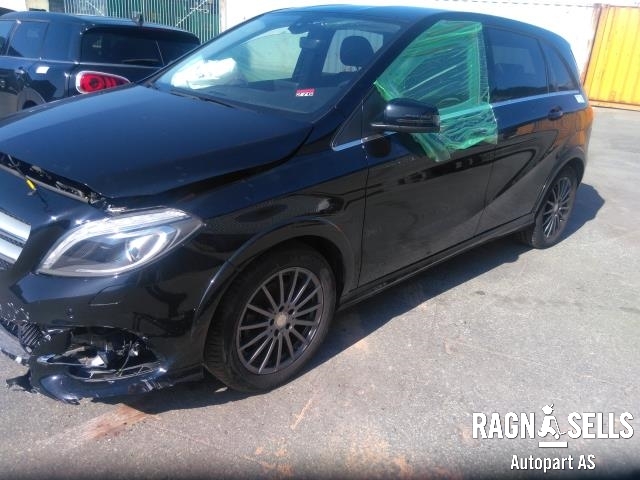 Mercedes B-Klasse 2011-2018 (W246) (W246), Motorkode: EM0004, Girkassekode: 