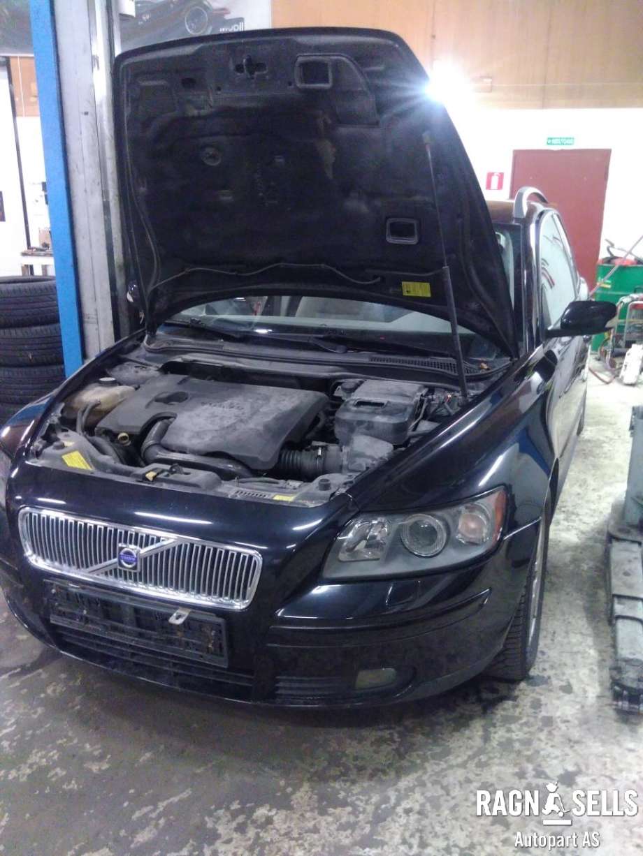 Volvo V50 2004-2007 (Fase 1) , Motorkode: D4164T, Girkassekode: 