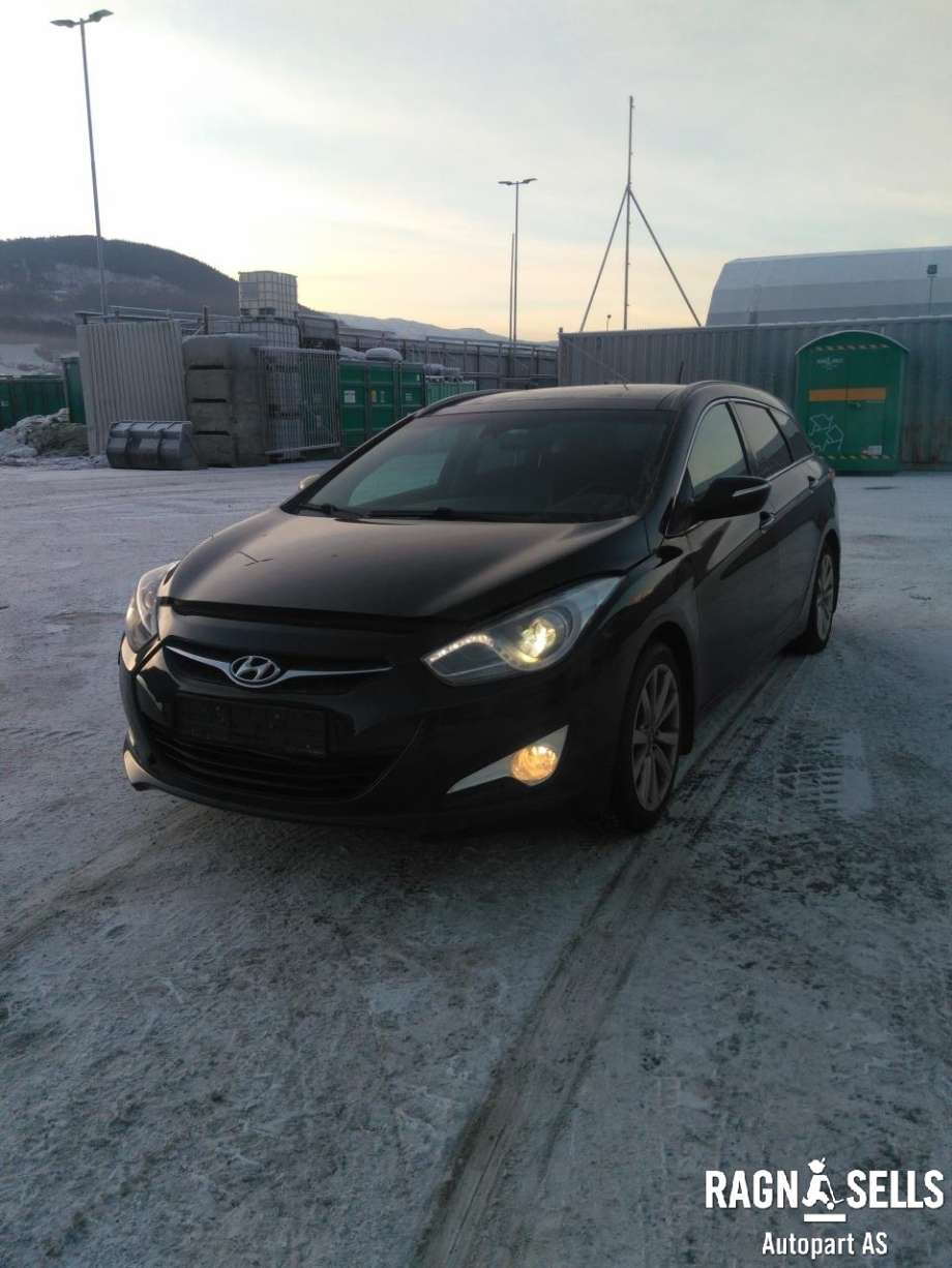 Hyundai i40 2012-2017 , Motorkode: D4FD, Girkassekode: 