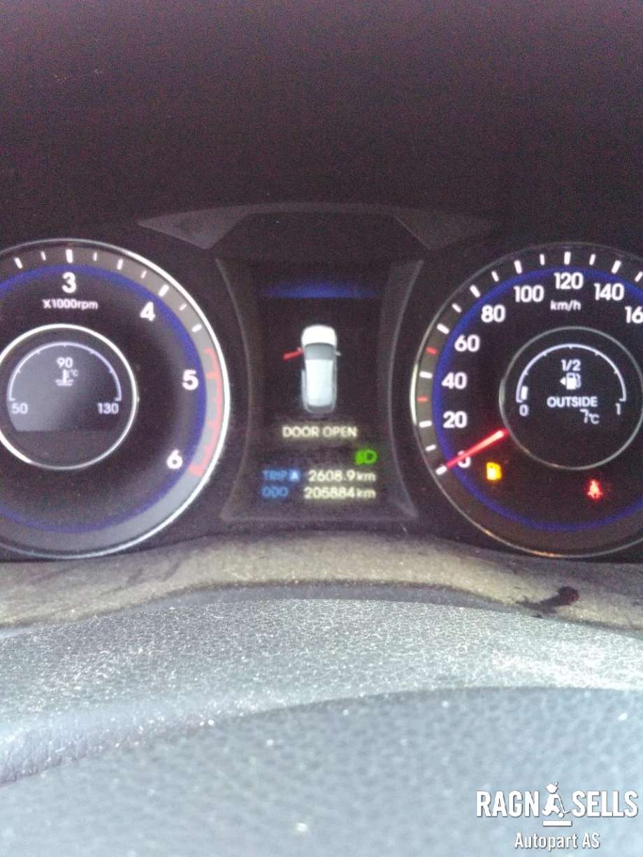 Hyundai i40 2012-2017 , Motorkode: D4FD, Girkassekode: 