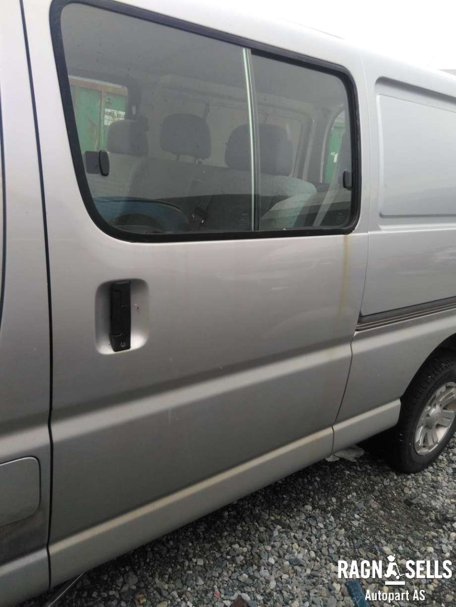 Toyota Hiace 2001-2006 (Fase 2) , Motorkode: 2KDFTV, Girkassekode: 330302F290