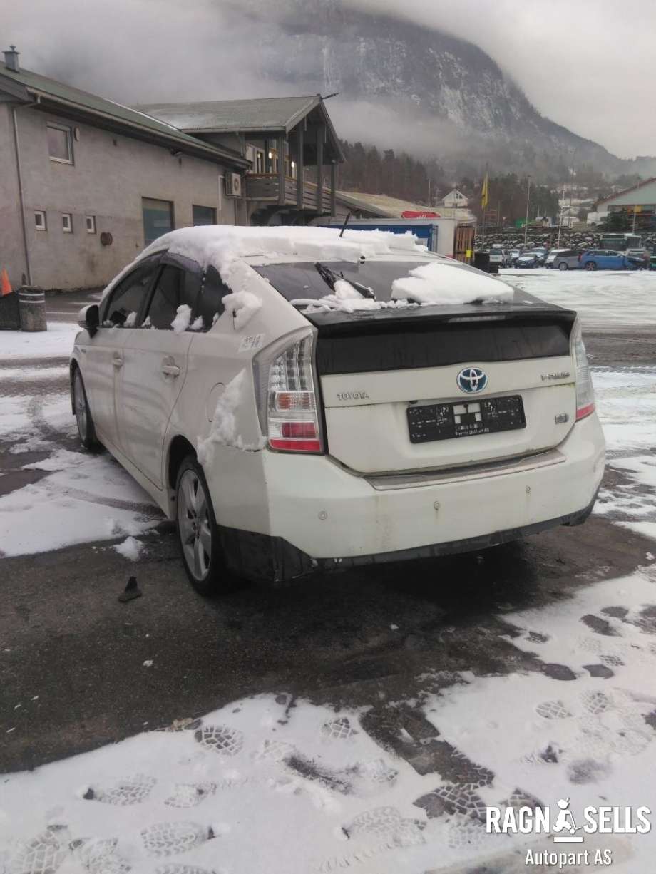 Toyota Prius 2009-2016 (Type III) (COMBI) (COMBI), Motorkode: 2ZR-FXE, Girkassekode: 3090047060