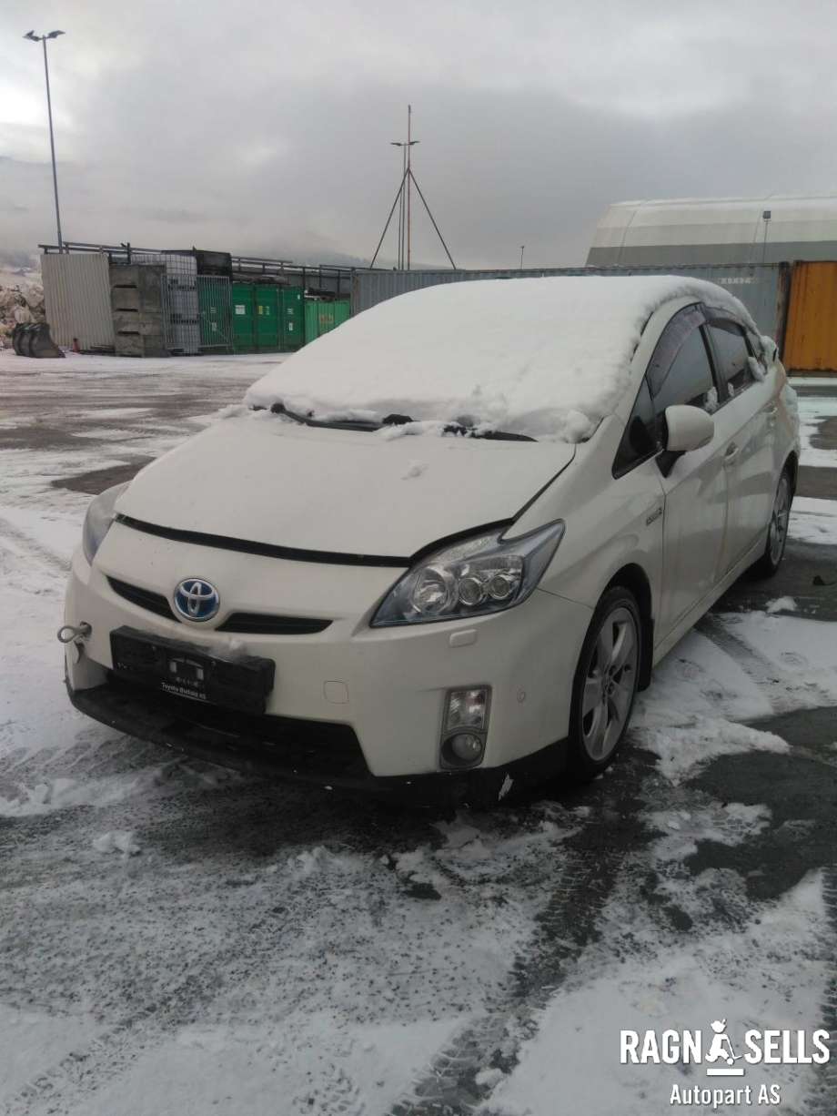 Toyota Prius 2009-2016 (Type III) (COMBI) (COMBI), Motorkode: 2ZR-FXE, Girkassekode: 3090047060