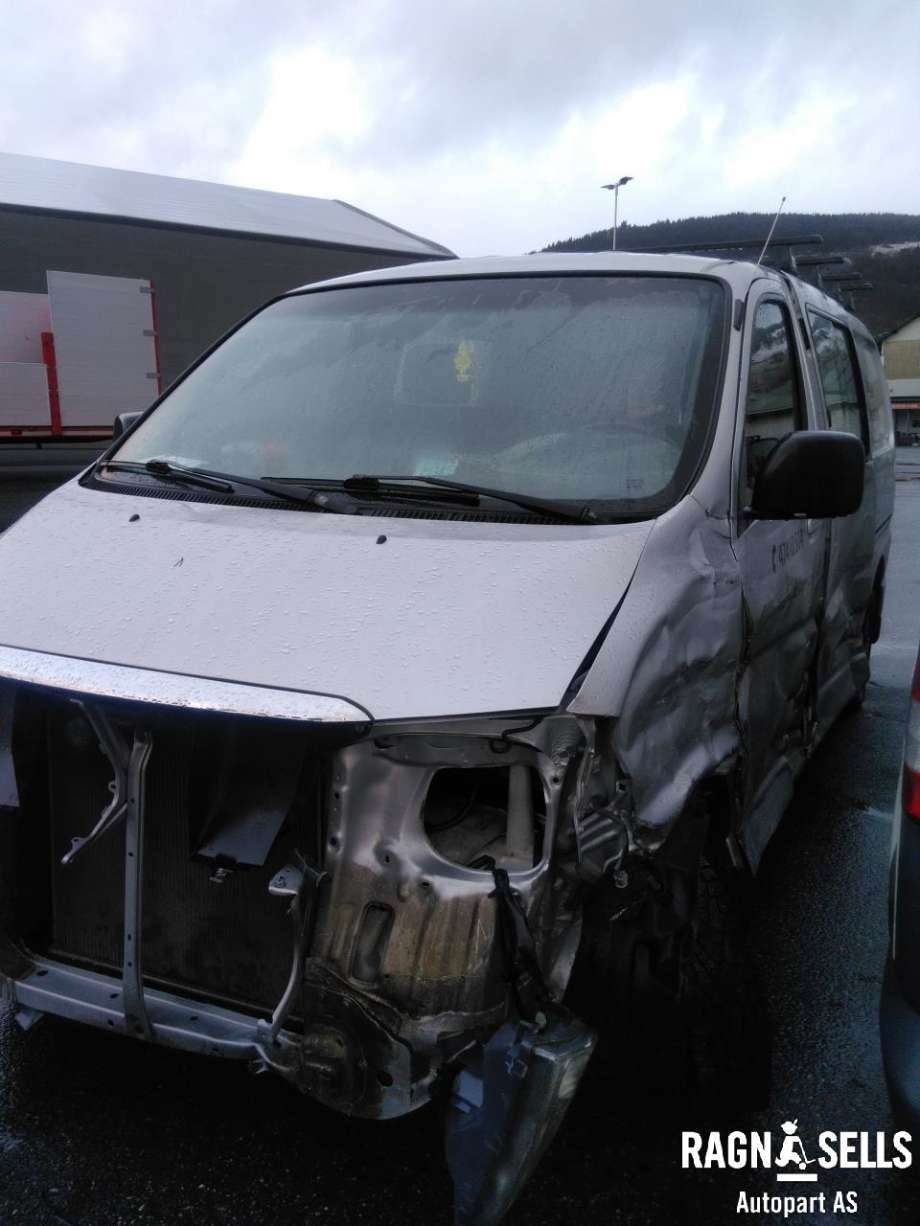 Toyota Hiace 2007-2012 (Fase 3) , Motorkode: 2KD-FTV, Girkassekode: 