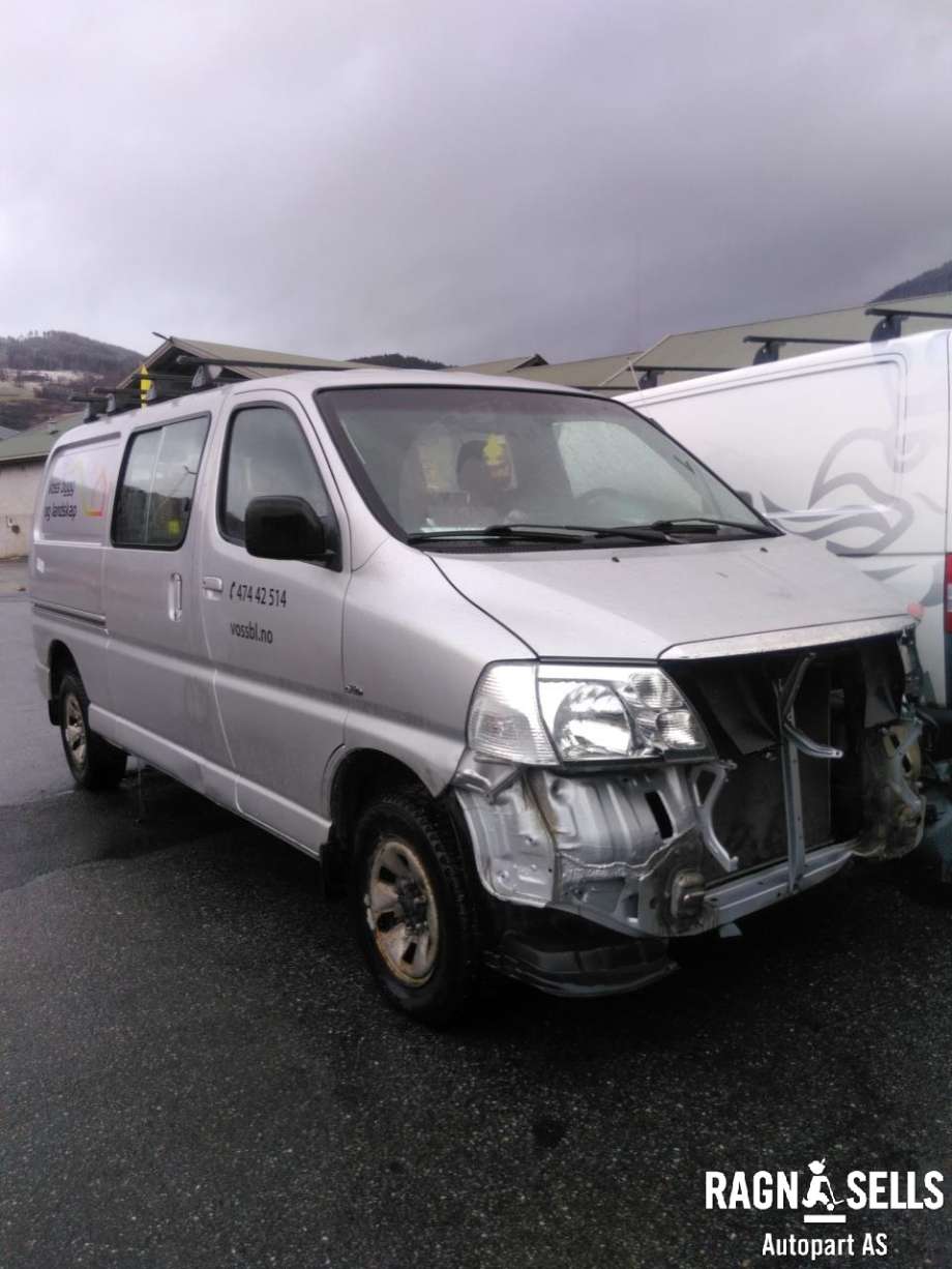 Toyota Hiace 2007-2012 (Fase 3) , Motorkode: 2KD-FTV, Girkassekode: 