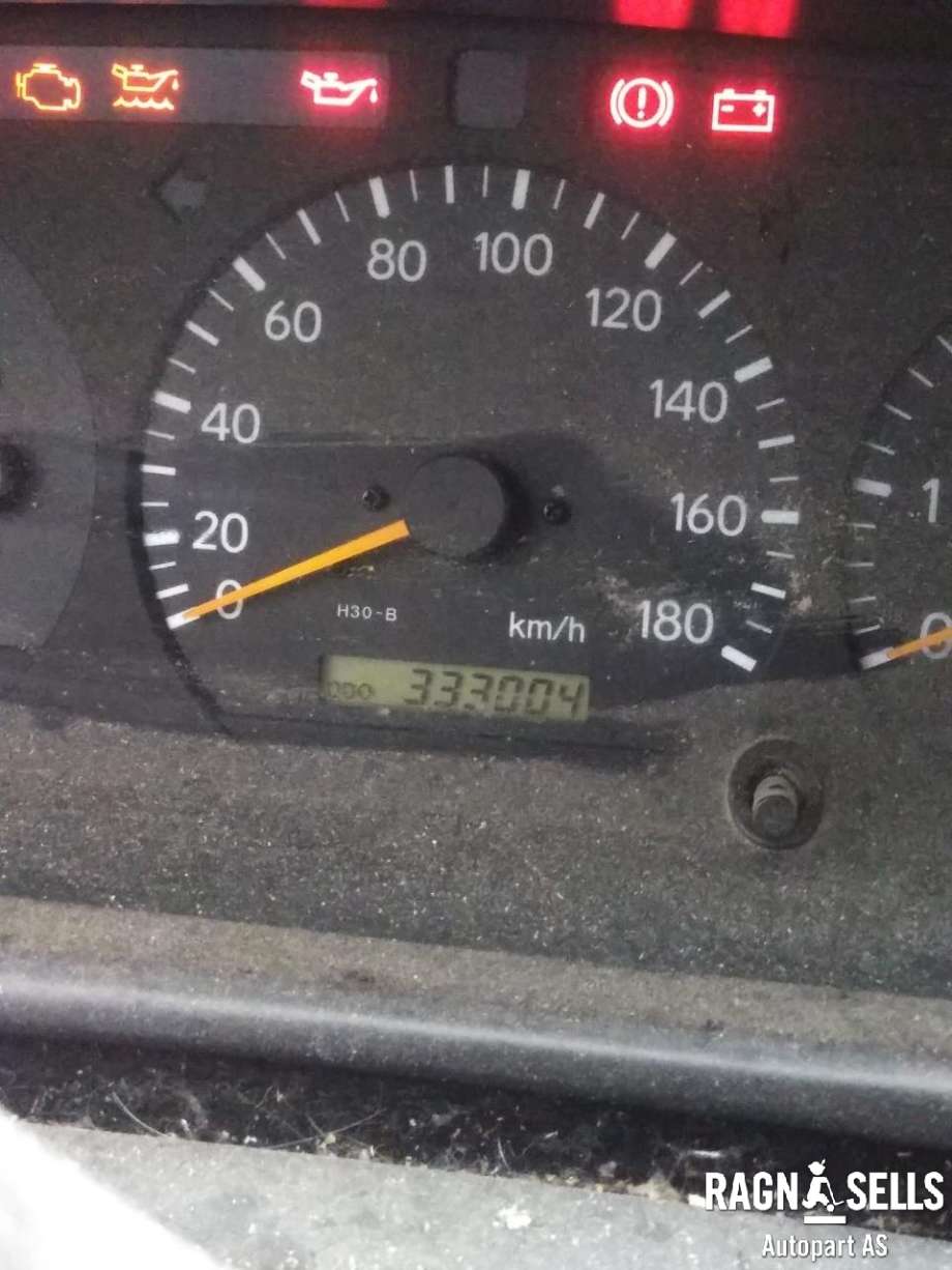 Toyota Hiace 2001-2006 (Fase 2) , Motorkode: 2KD-FTV, Girkassekode: 330302F290