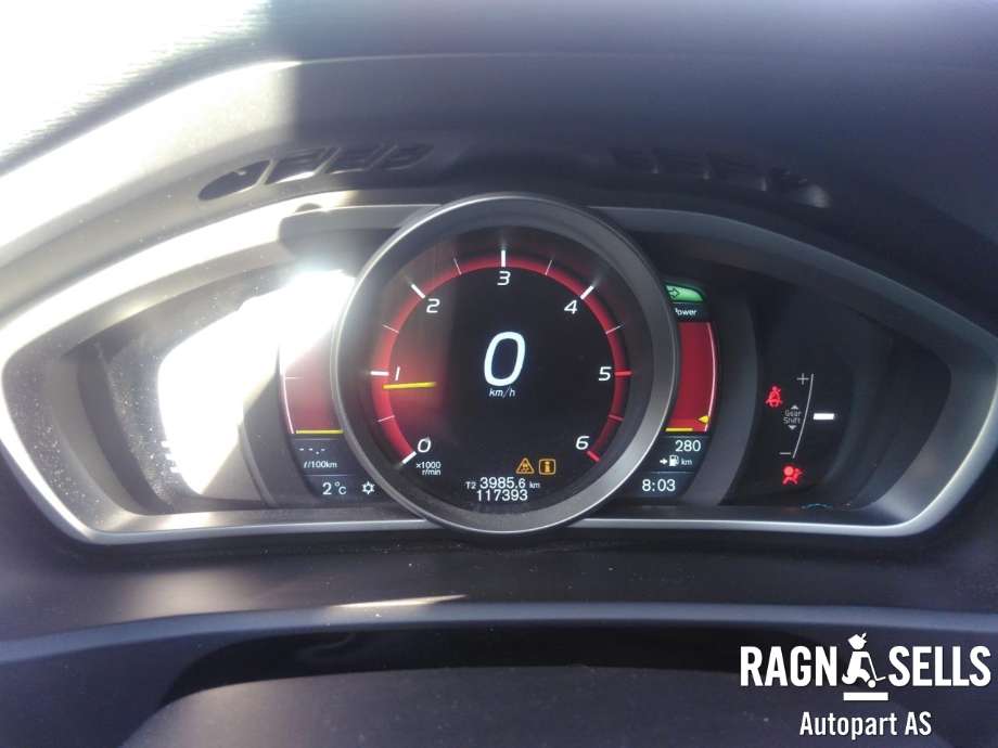 Volvo V40 2012-2019 , Motorkode: D4162T 84, Girkassekode: 6-MAN 2WD / B6