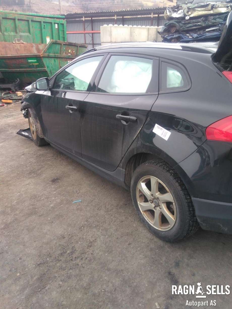 Volvo V40 2012-2019 , Motorkode: D4162T, Girkassekode: B6