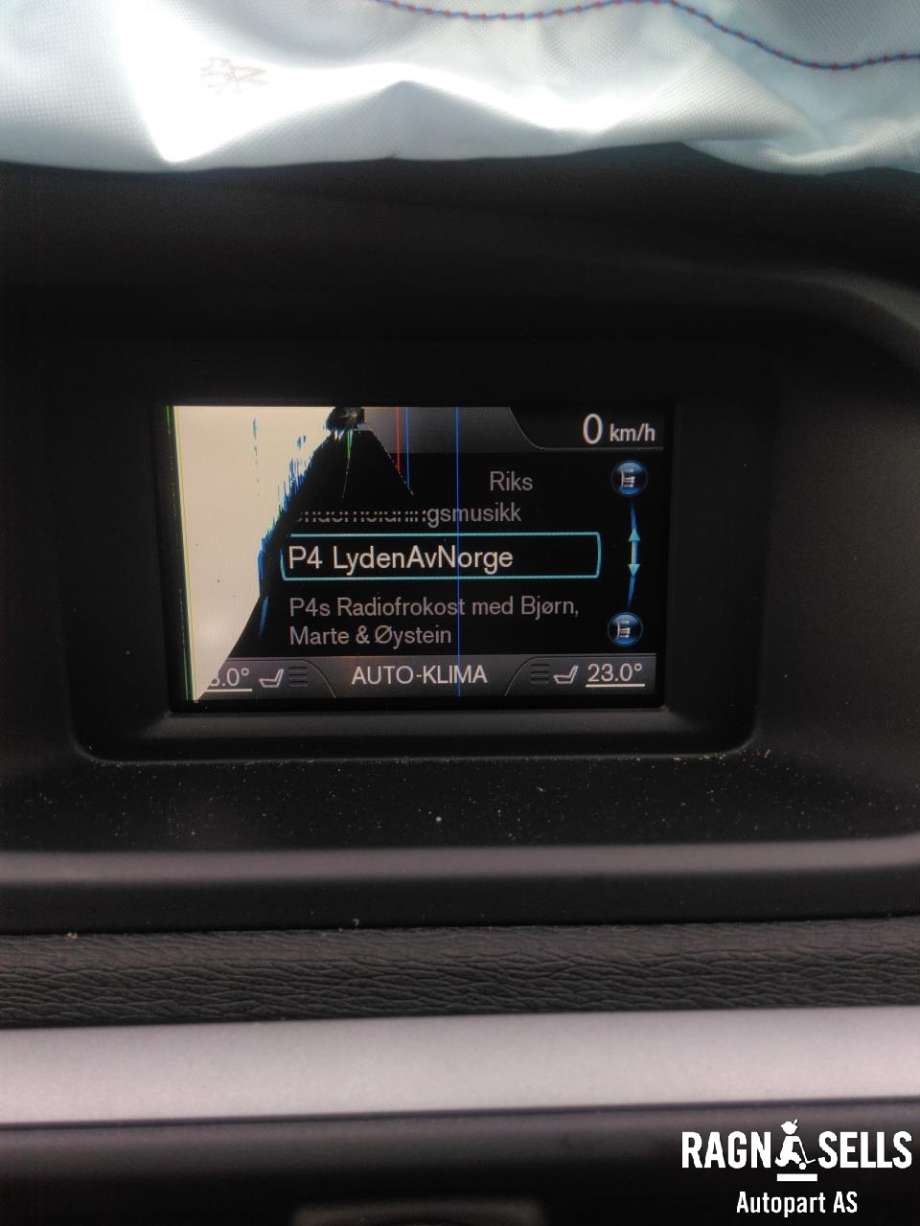 Volvo V40 2012-2019 , Motorkode: D4162T, Girkassekode: B6