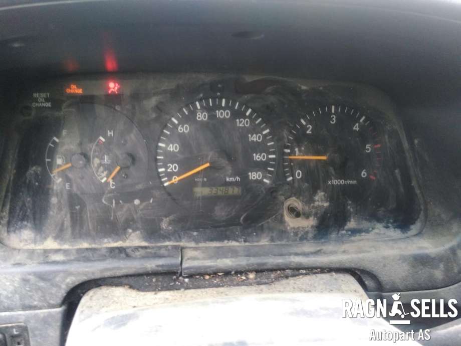 Toyota Hiace 2001-2006 (Fase 2) , Motorkode: 2KD-FTV, Girkassekode: KLH18|28 R151