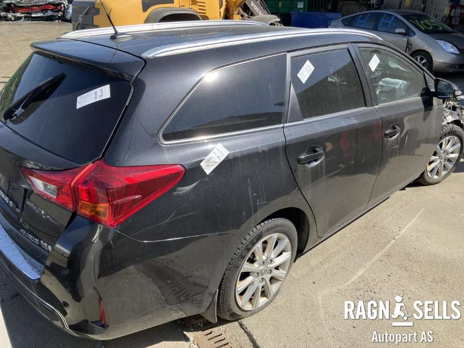 Toyota Auris 2013-2015 (Type II, Fase 1) , Motorkode: 2ZR-FXE, Girkassekode: 