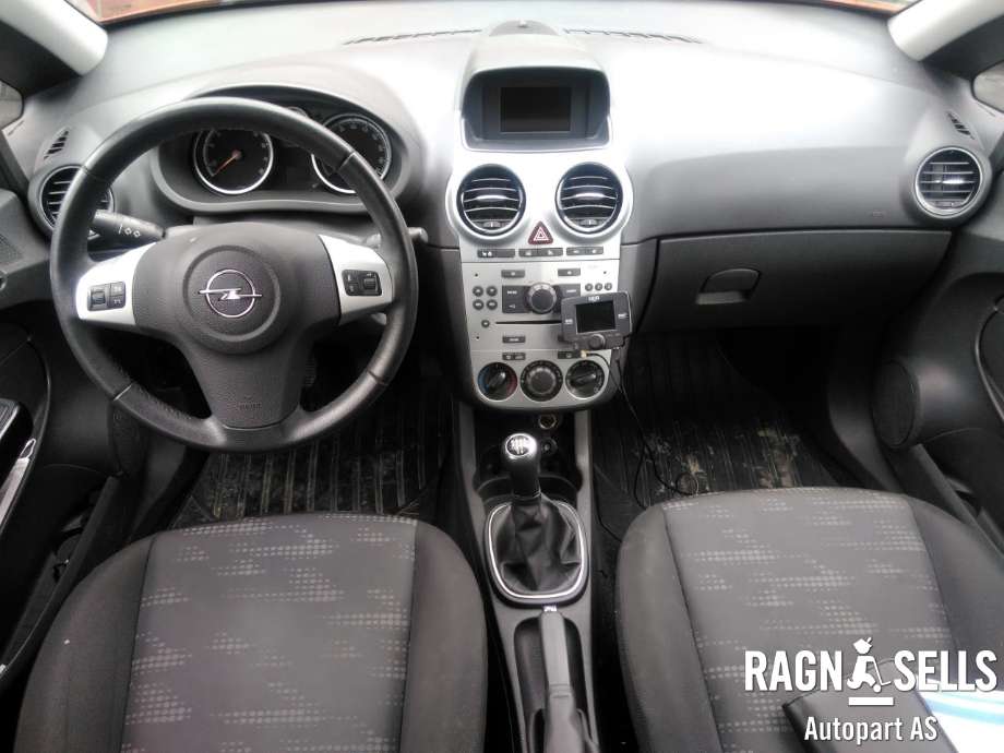 Opel Corsa D 2006-2014 , Motorkode: A12XER    LWD, Girkassekode: ML5