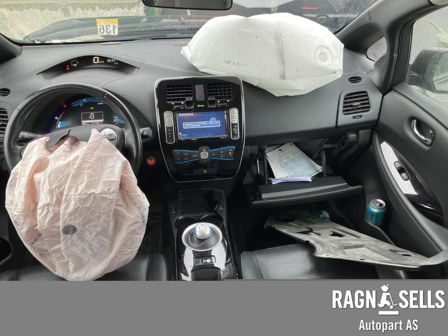 Nissan Leaf 2011-2017 (Type I) , Motorkode: EM57, Girkassekode: 