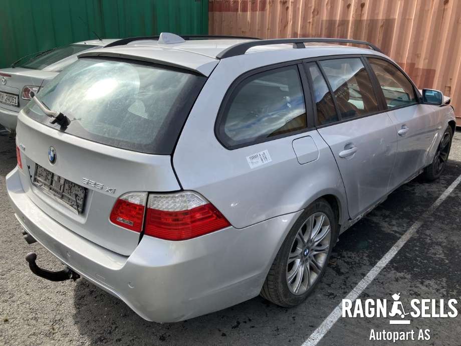 BMW 5-Serie 2003-2010 (E60/E61) (E60/E61), Motorkode: N53B30A, Girkassekode: GA6HP19Z - W5R