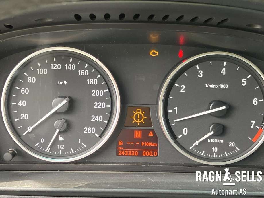 BMW 5-Serie 2003-2010 (E60/E61) (E60/E61), Motorkode: N53B30A, Girkassekode: GA6HP19Z - W5R