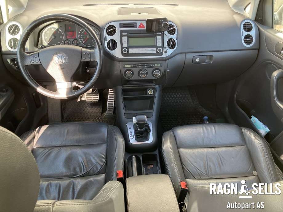 VW Golf, Plus/Cross 2005-2009 (Fase 1) , Motorkode: BLS, Girkassekode: KHM