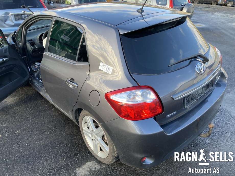 Toyota Auris 2007-2010 (Type I, Fase 1) , Motorkode: 1AD-FTV, Girkassekode: 30300