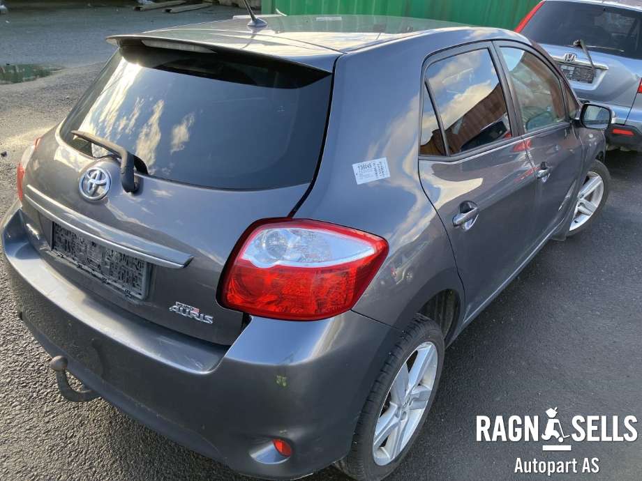 Toyota Auris 2007-2010 (Type I, Fase 1) , Motorkode: 1AD-FTV, Girkassekode: 30300