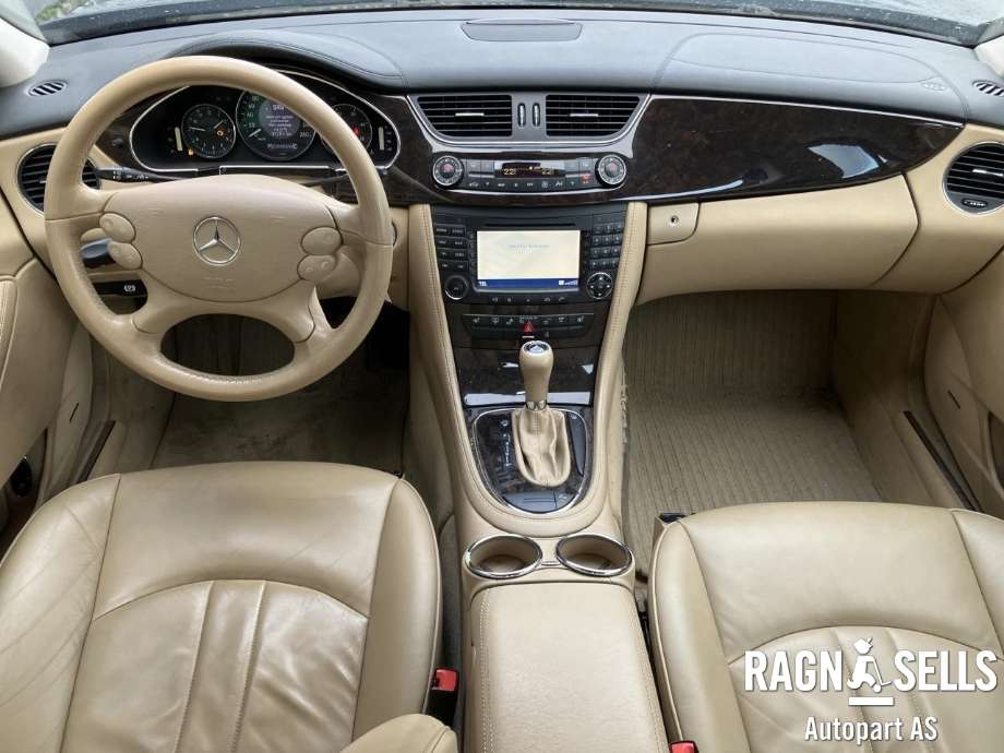 Mercedes CLS 2004-2010 (C219) (C219), Motorkode: OM642.920, Girkassekode: W7C700
