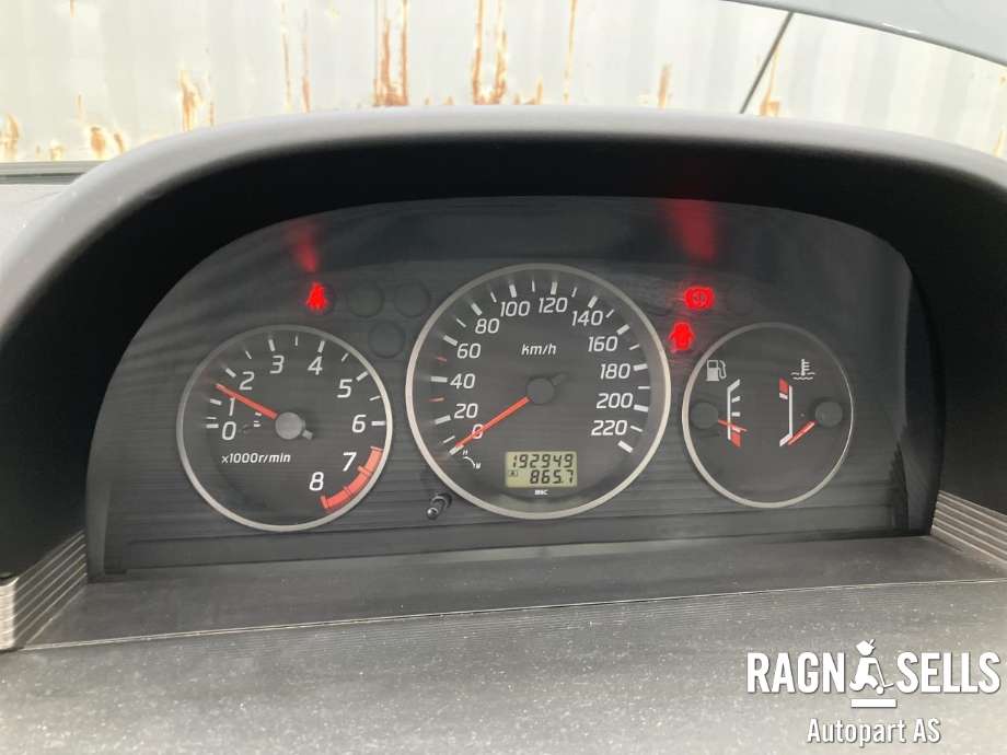 Nissan X-Trail 2002-2007 (T30) (T30), Motorkode: QR20, Girkassekode: 