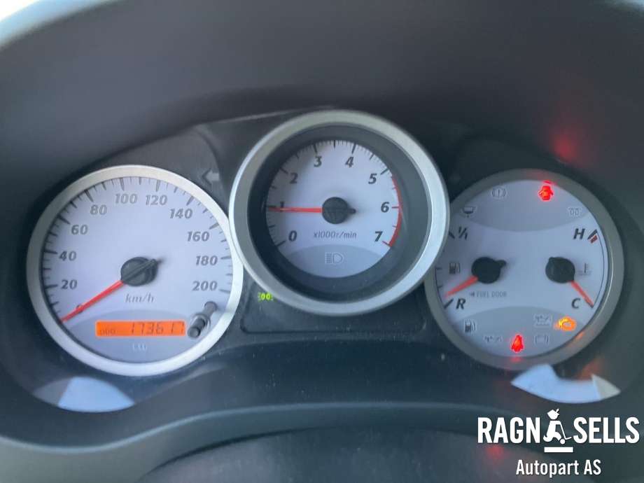 Toyota RAV4 2000-2006 (Type II) , Motorkode: 2.0 D-4D 1CD-FTV, Girkassekode: E353F