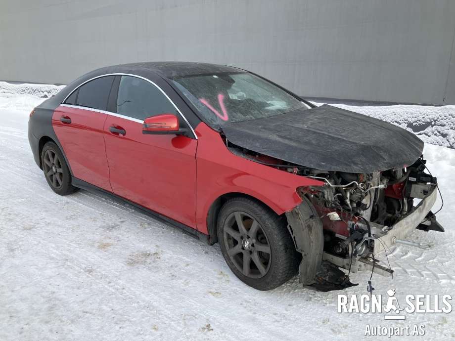 Mercedes CLA 2013-2019 (C117) (C117), Motorkode: 270910, Girkassekode: 724002