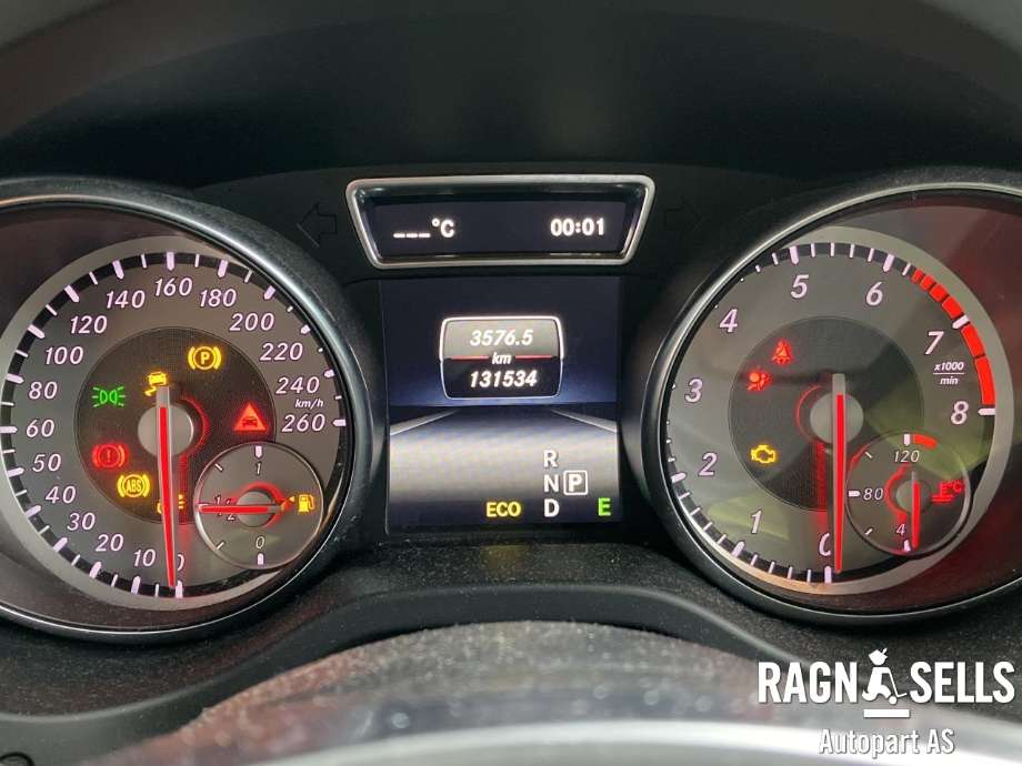 Mercedes CLA 2013-2019 (C117) (C117), Motorkode: 270910, Girkassekode: 724002