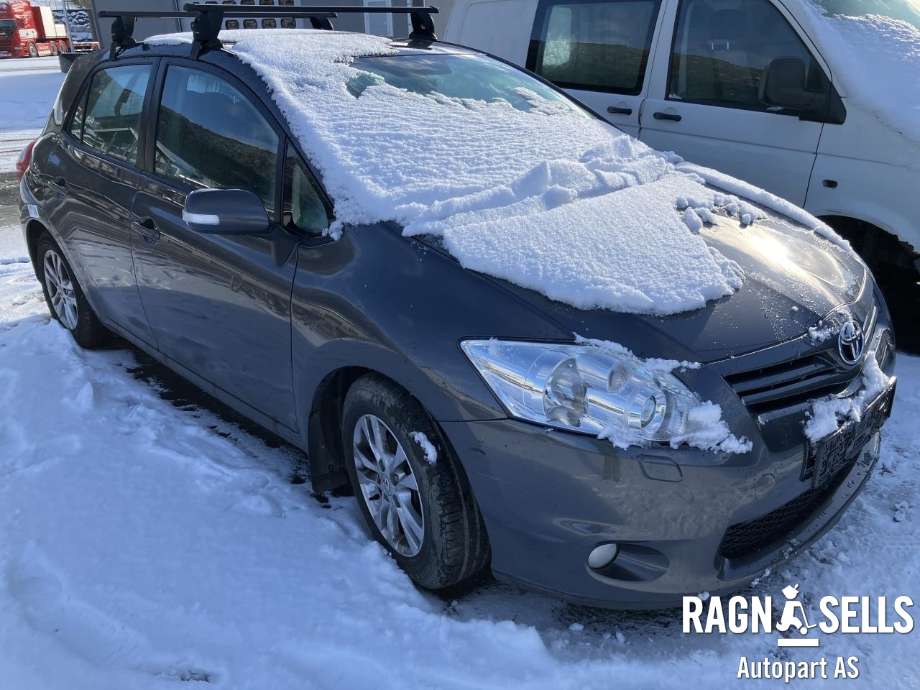 Toyota Auris 2010-2012 (Type I, Fase 2) , Motorkode: 1ND-TV, Girkassekode: EC65