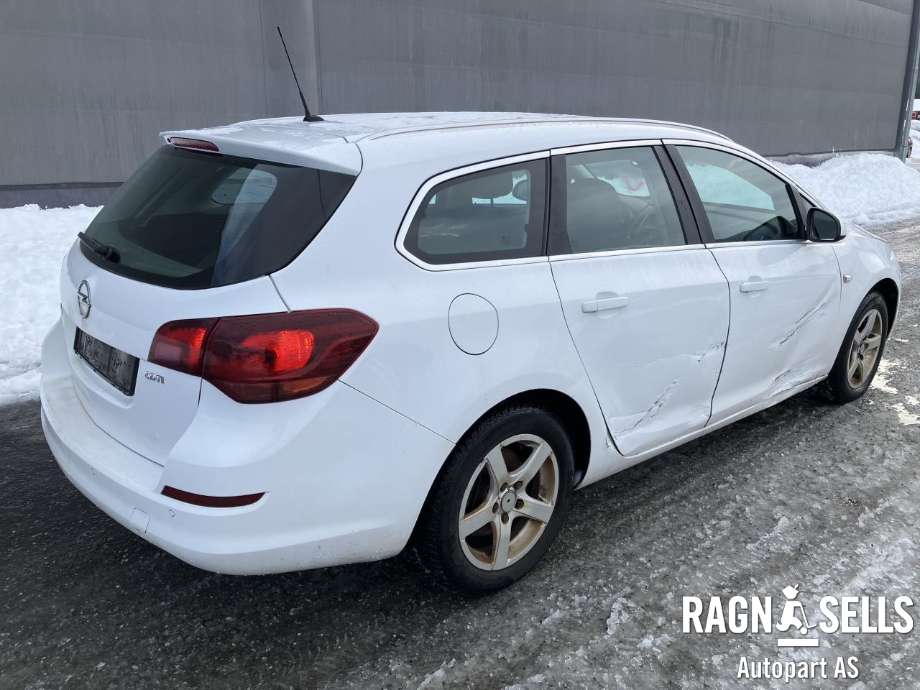 Opel Astra J 2010-2015 , Motorkode: A17DTJ LPV, Girkassekode: MZ4