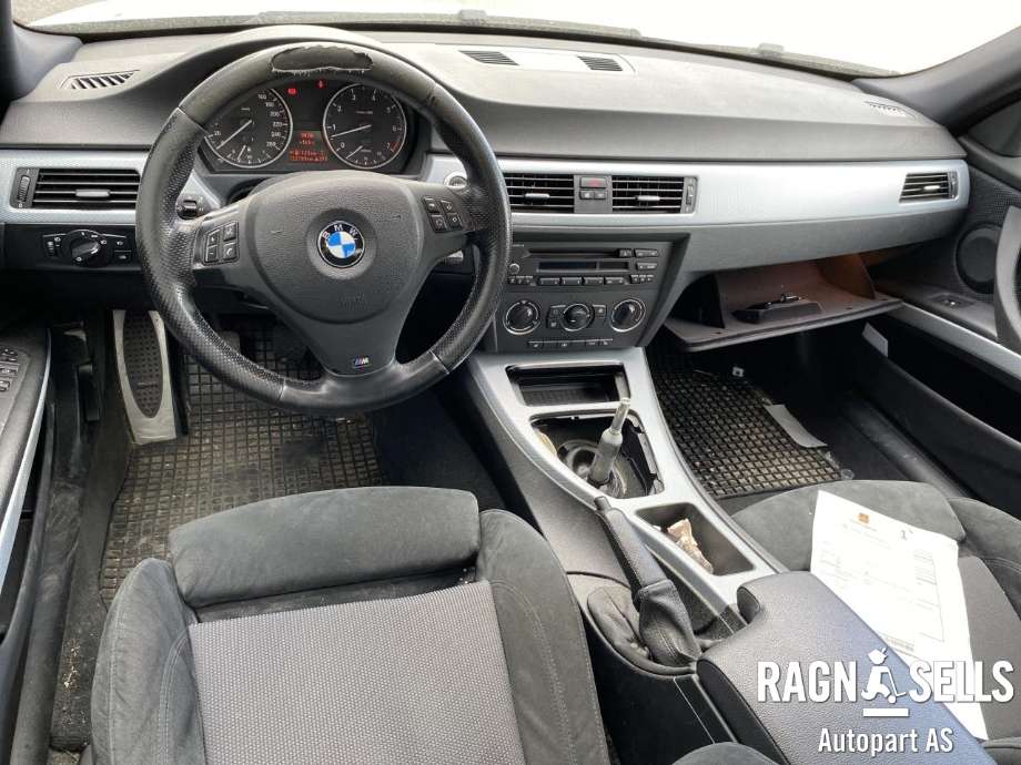 BMW 3-Serie 2005-2011 (E90/E91/E92/E93) (E90/E91/E92/E93), Motorkode: , Girkassekode: