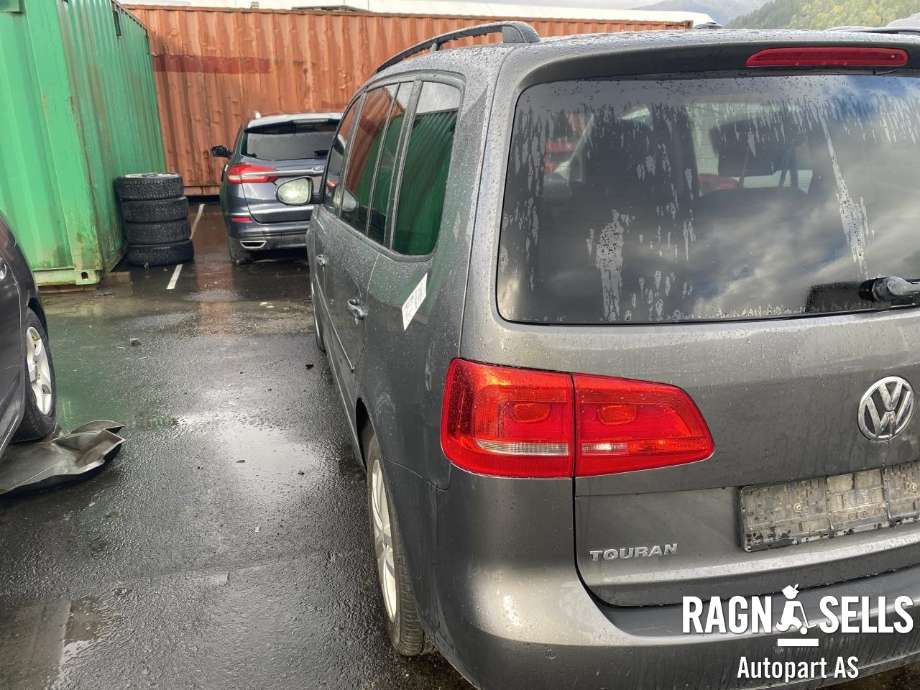 VW Touran 2010-2015 (Type I, Fase 3) , Motorkode: CAY CAYC, Girkassekode: 