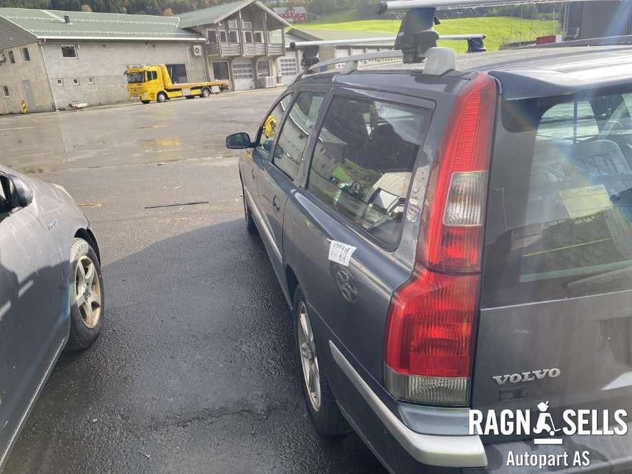 Volvo V70 2000-2004 (Type II, Fase 1) , Motorkode: B5204T5, Girkassekode: 