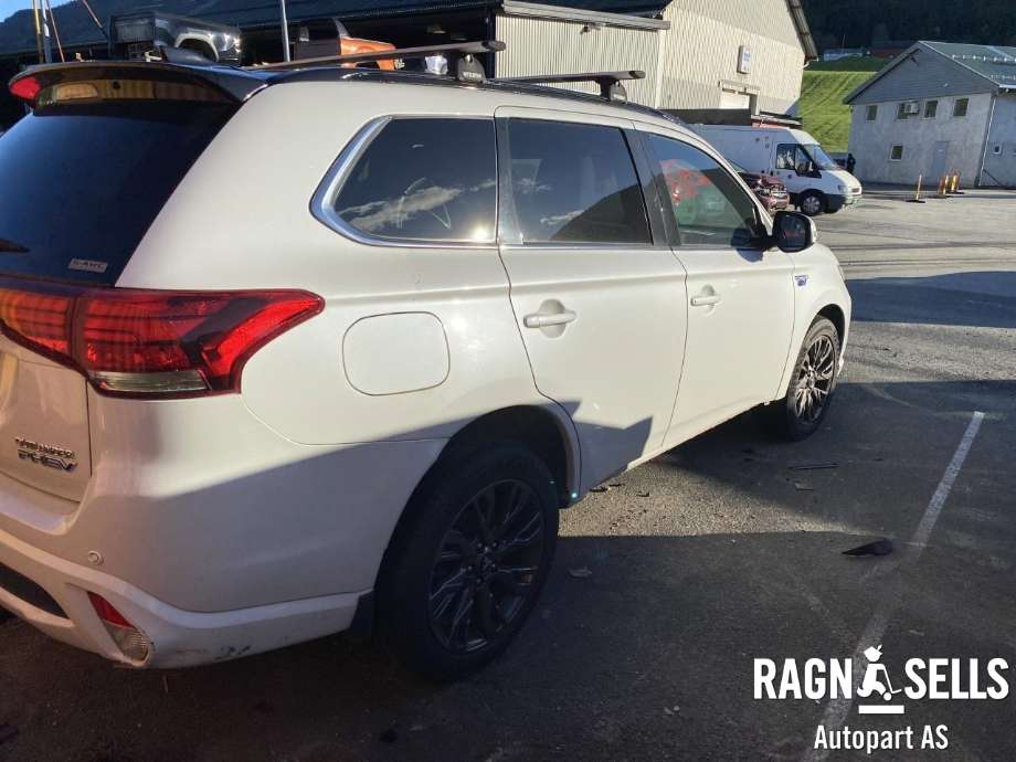 Mitsubishi Outlander 2015-->> (Type III, Fase 2) , Motorkode: 4B11|S61|Y61, Girkassekode: 