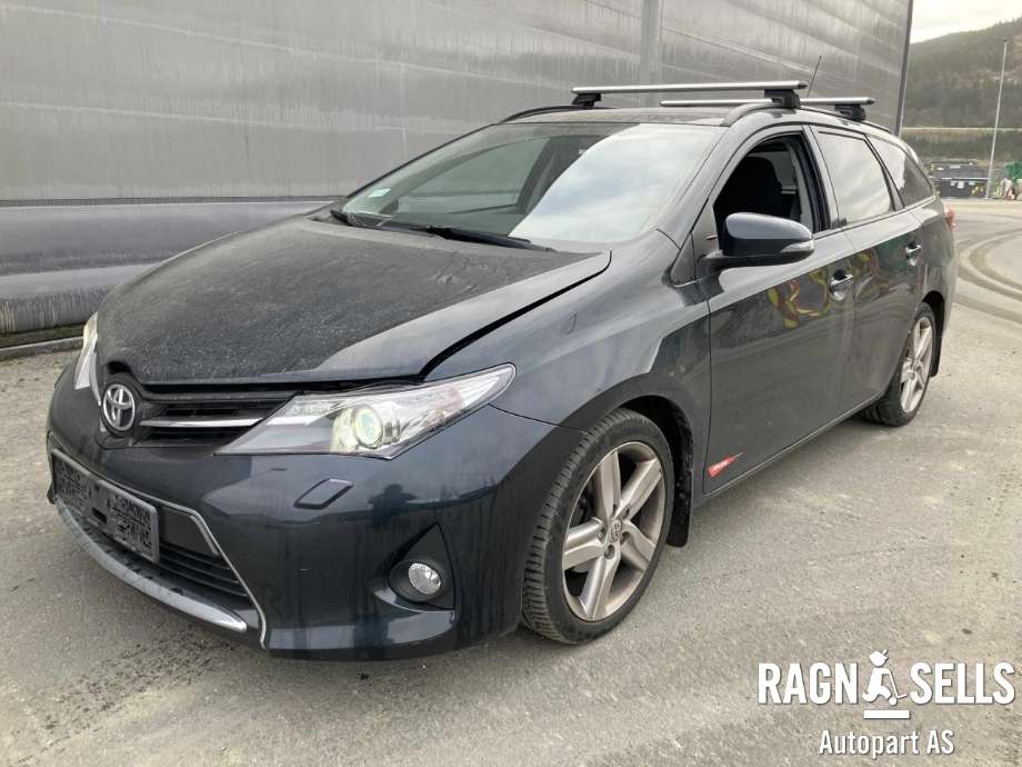 Toyota Auris 2013-2015 (Type II, Fase 1) , Motorkode: 1ND-TV, Girkassekode: 