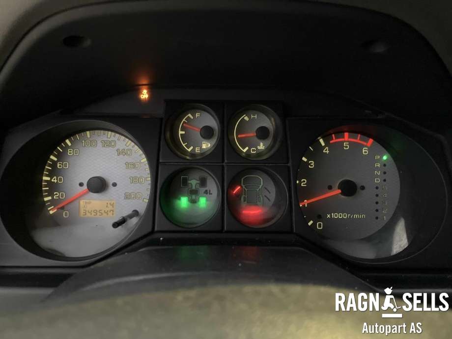 Mitsubishi Pajero 2000-2006 (Type III) , Motorkode: , Girkassekode: