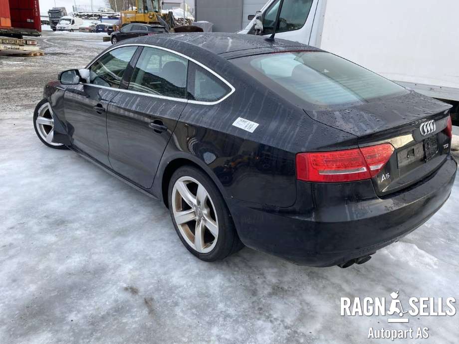 Audi A5 2007-2016 (Type I) , Motorkode: CAGA, Girkassekode: LLA