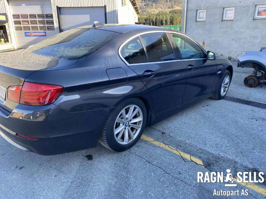 BMW 5-Serie 2010-2017 (F10/F11) (F10/F11), Motorkode: N47D20C, Girkassekode: 