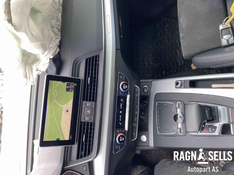 Audi Q5 2017-->> (Type II) , Motorkode: DLG|N/A, Girkassekode: 
