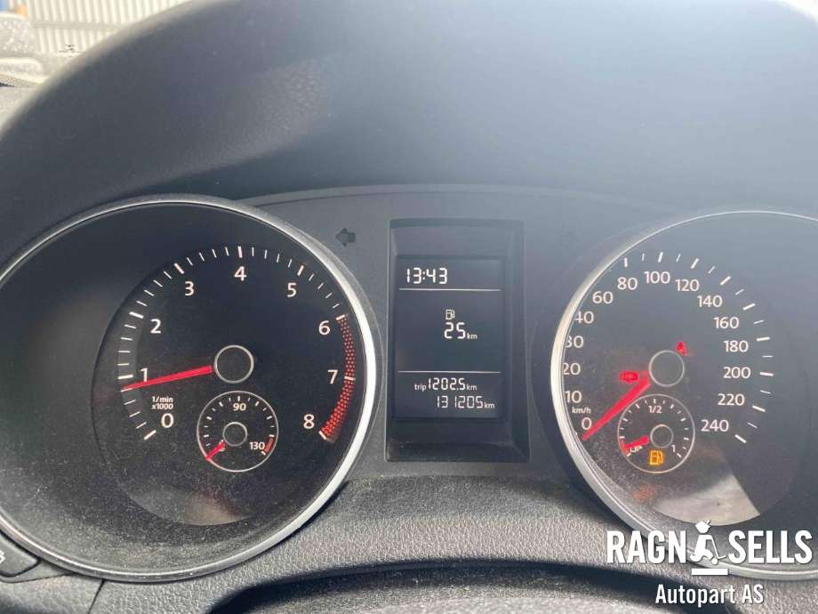 VW Golf VI 2008-2012 , Motorkode: CGG, Girkassekode: 