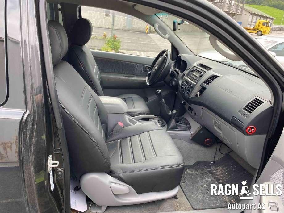 Toyota Hilux 2006-2011 , Motorkode: 2KD-FTV, Girkassekode: 