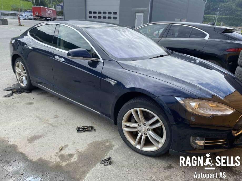 Tesla Model S 2013-2016 (Fase 1) , Motorkode: L2S|L2S, Girkassekode: 