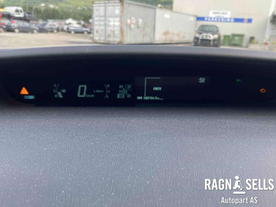 Toyota Prius 2009-2016 (Type III) (COMBI) (COMBI), Motorkode: 2ZR-FXE, Girkassekode: 