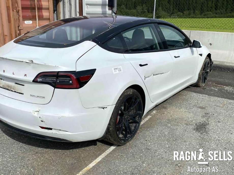 Tesla Model 3 2018-2023 (Fase 1) , Motorkode: 3D3|3D1, Girkassekode: 