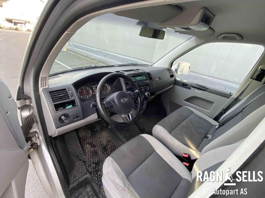 VW Transporter / Caravelle 2009-2015 (Fase 2) (T5) (T5), Motorkode: CAAD, Girkassekode: PCA