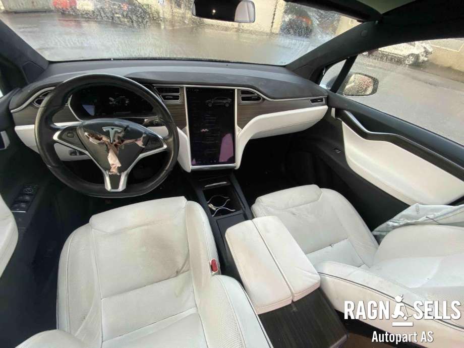 Tesla Model X 2016-->> , Motorkode: L2S|L2S, Girkassekode: 