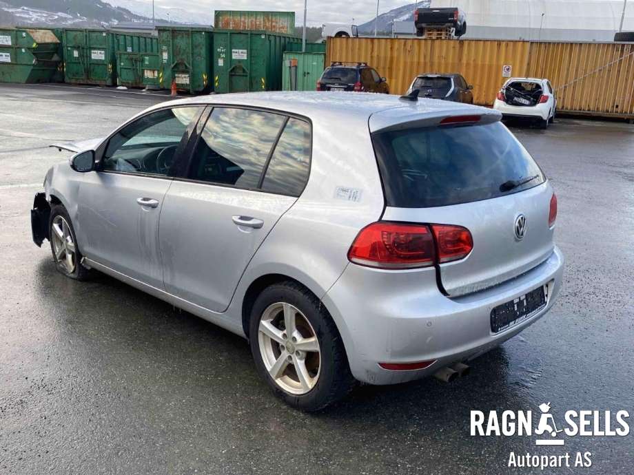 VW Golf VI 2008-2012 , Motorkode: CFFB, Girkassekode: LNM