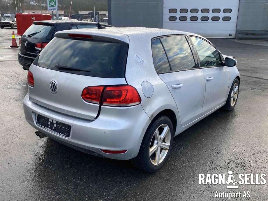 VW Golf VI 2008-2012 , Motorkode: CFFB, Girkassekode: LNM